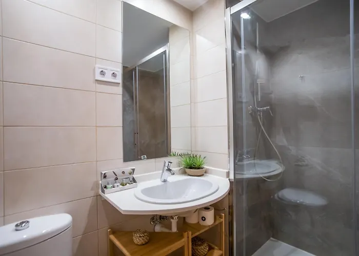 13mal1077- Magnific 2br Flat Apartment